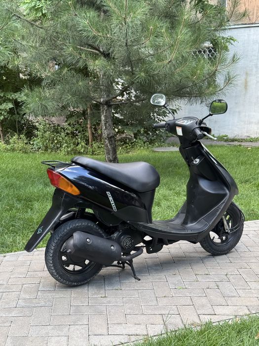 Скутер,мопед Suzuki Lets 3 бабочка Контейнер