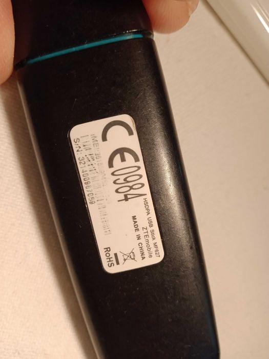 Multiple Mobile Broadband USB Sticks64354254862595124