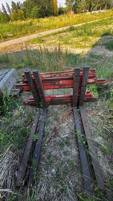 Pozycjoner wideł z przesuwem Bolzoni Auramo KS18FKA (1800 kg) – Stan b