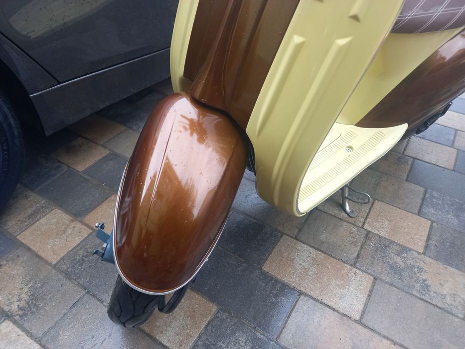 Сузукі Верде 2 Suzuki  Verde 2