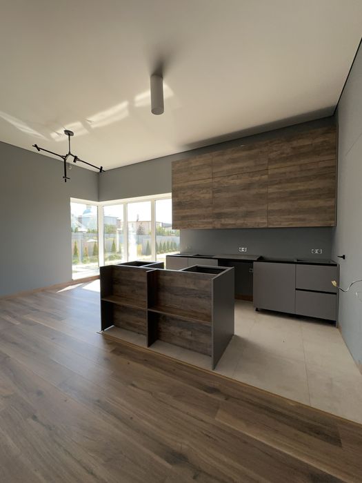 продам дом, участок 15 сот, новый ремонт в Новоолександровке