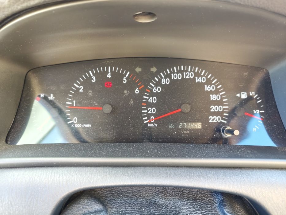Toyota Corolla 1.4 D-4D 5 lugares