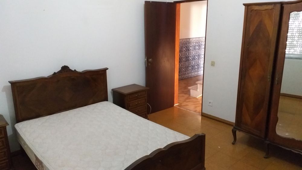 Quarto para arrendar