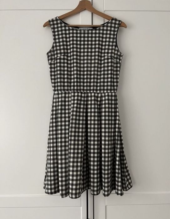 Sukienka Sugarfree rozmiar L  kratka czarno biała Kasia Tusk