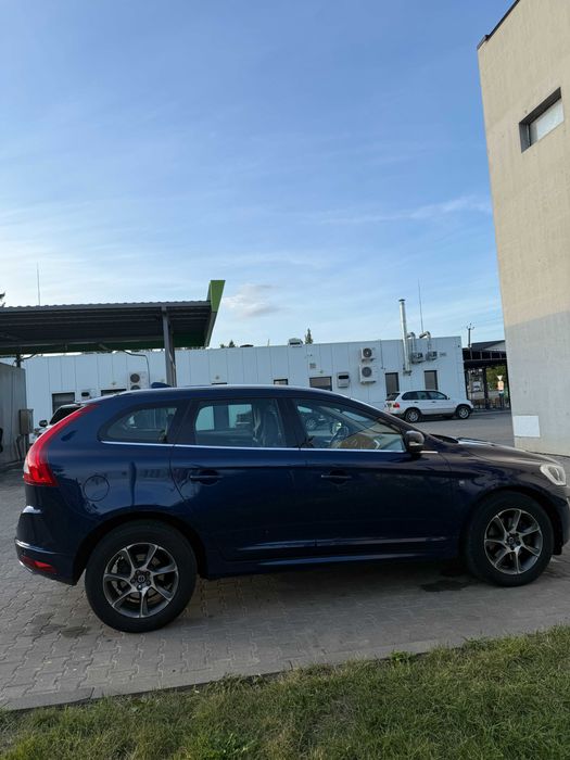 volvo xc60  2015 р   2.0  дизель