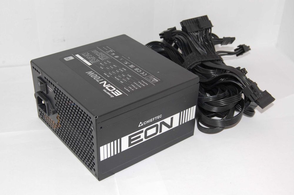 Zasilacz Chieftec Eon ZPU-700S 700W 80+ 4x PCIe