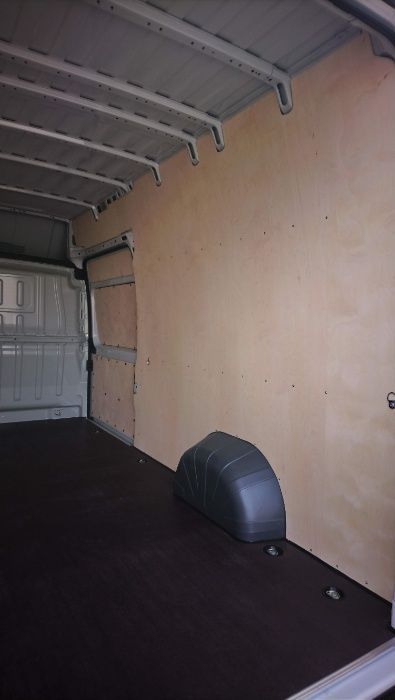 Fiat Ducato L4H3 Zabudowy standardowe i premium samochodów dostawczych