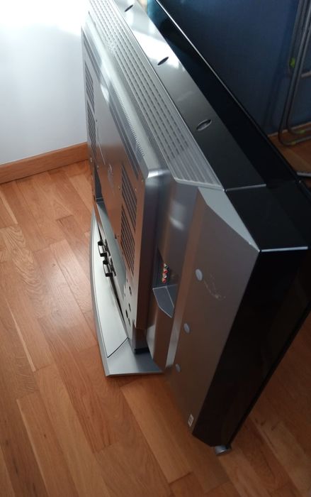 TV LCD - LG - A funcionar