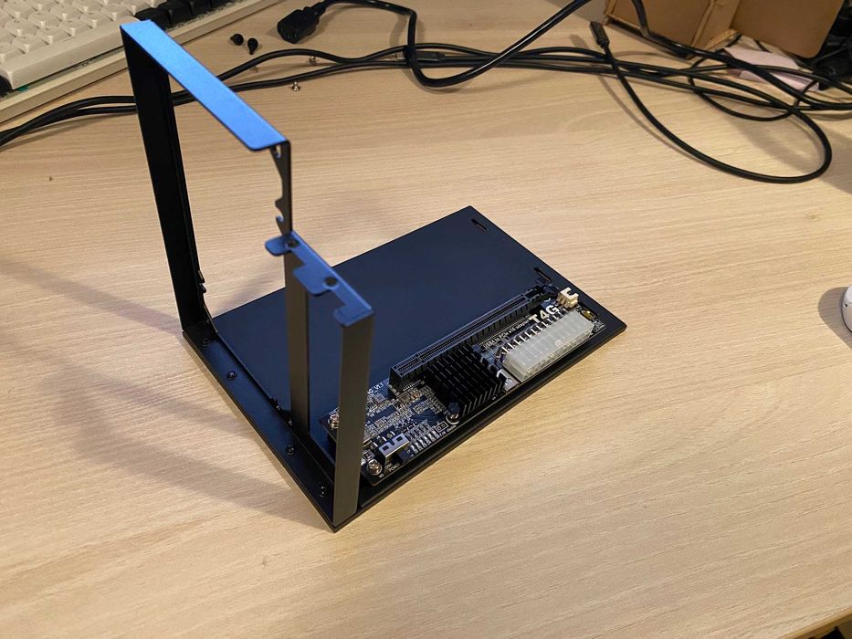 ADT UT4G BK7 Zewnętrzny adapter eGPU USB4 Thunderbolt 4 3 TB4 TB3