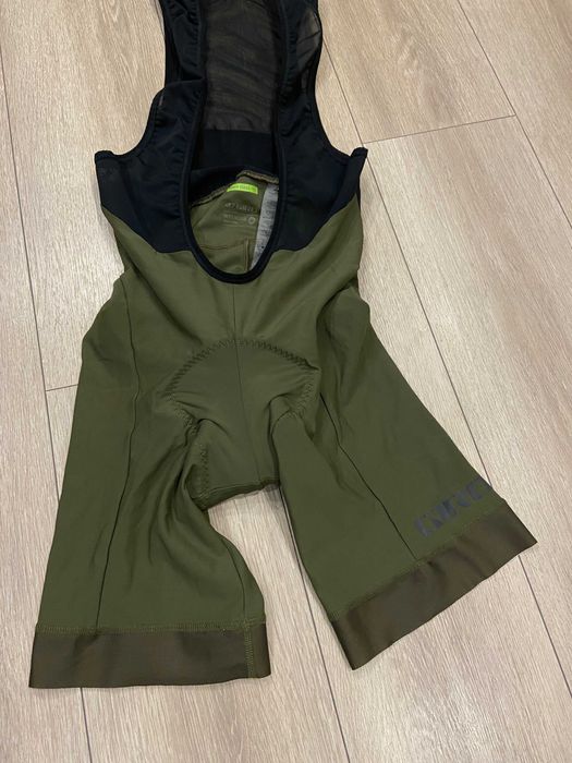 |M| Велошорты / Велотрусы / Бибсы Giro Chrono Sport Bib Short - Olive