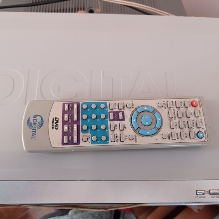 Продам дівіді програвач марки Digital