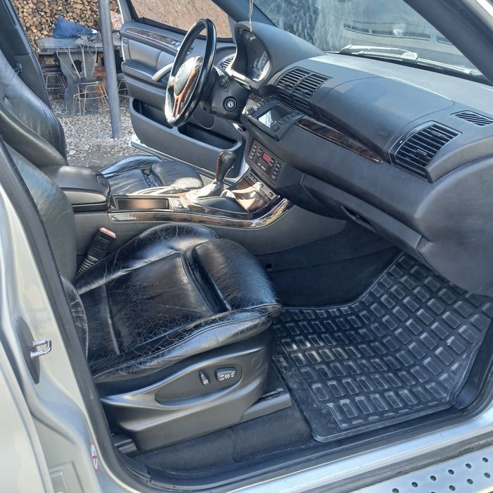 Продаётся  Бмв  х5