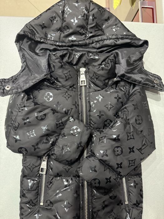 Kurtka czarna logowana