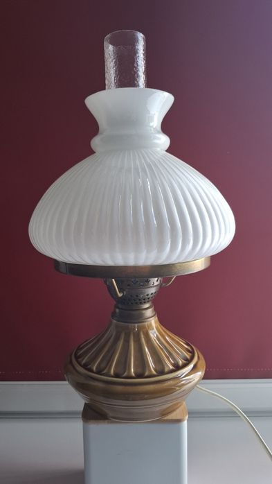 Lampa stołowa retro