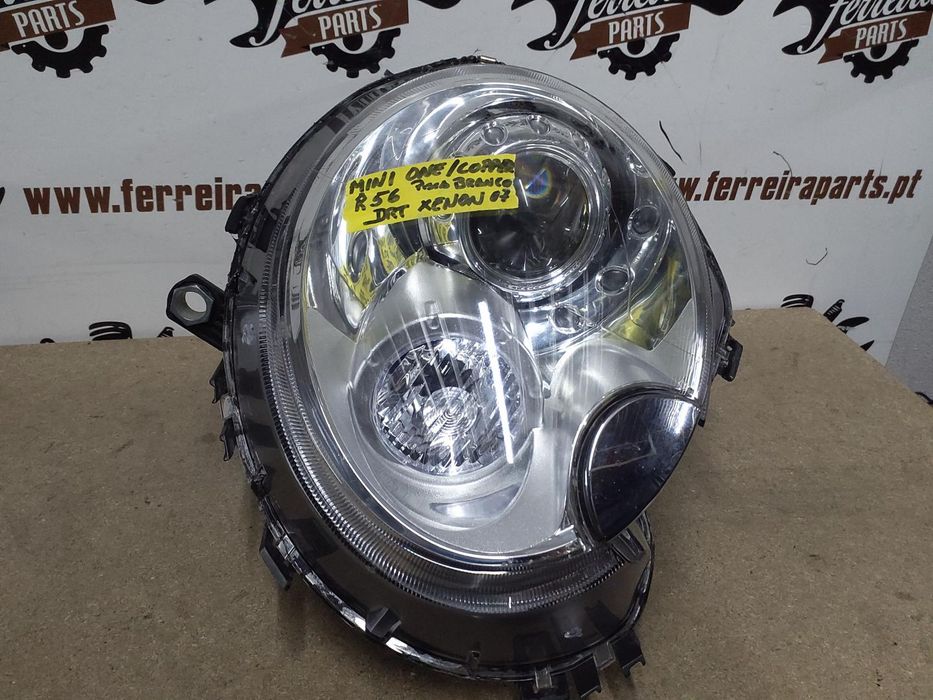Farol Direito Mini Cooper 2006 - 2013