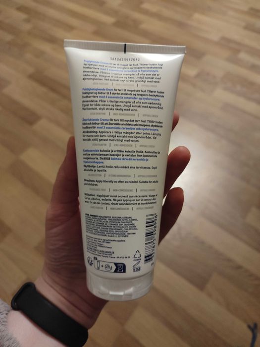 Зволожуючий крем Cerave