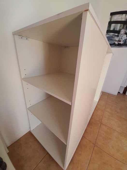 Móvel com charriot e 6 prateleiras