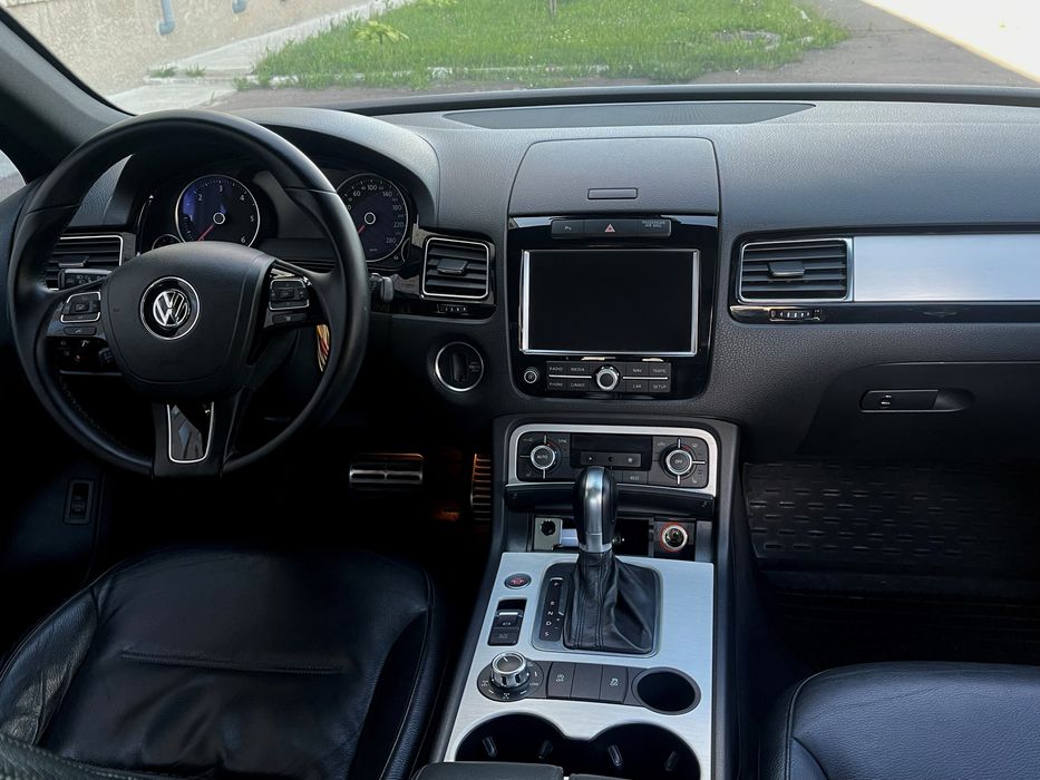 Volkswageg Touareg облужений, замінені цепи