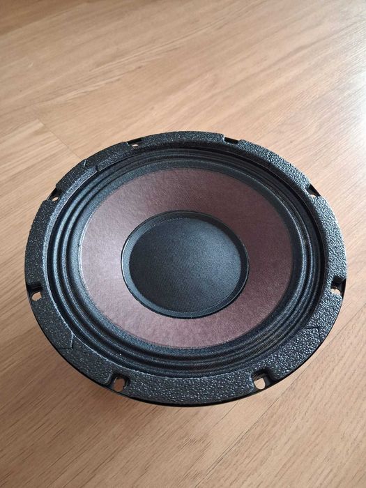 Coluna Eminence Alpha-8A - 8 Ohm