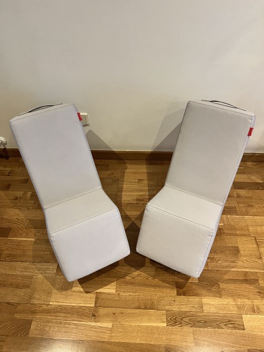 2 Puf Lummel Cinza claro novos pelo preco de um