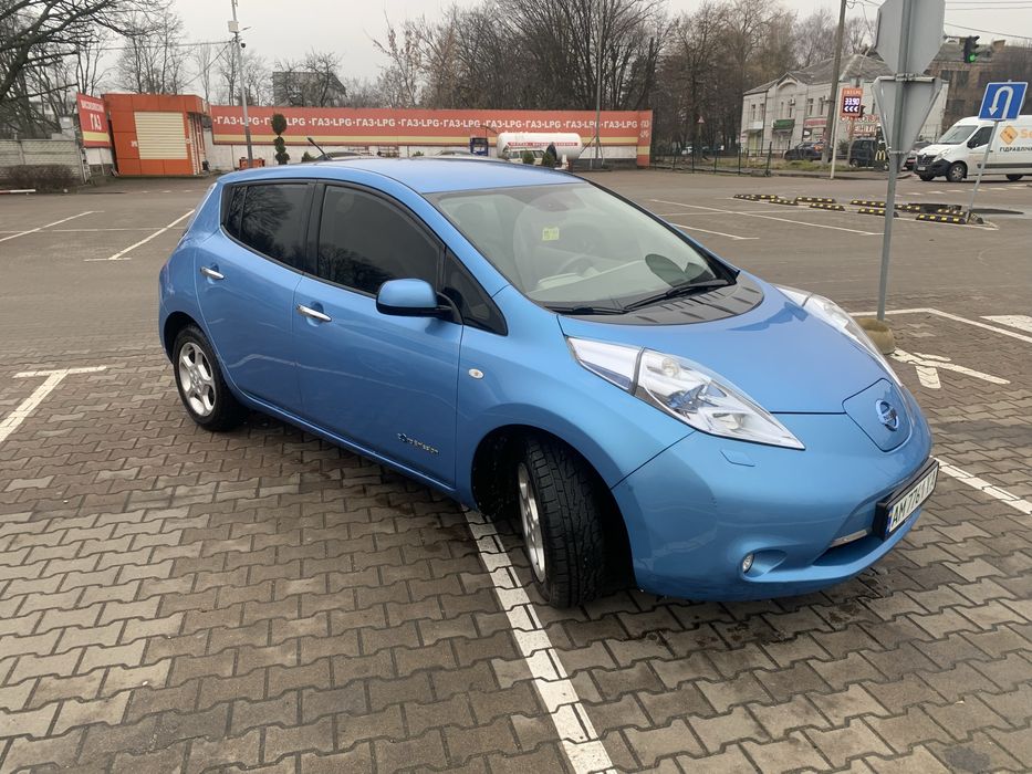 Nissan Leaf  24kw