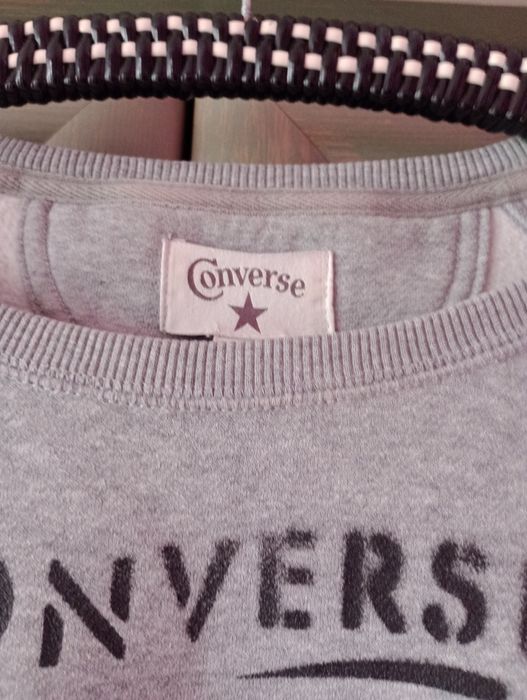 Firmowa bluza z  aplikacją