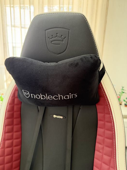 Cadeira Gaming NobleChairs