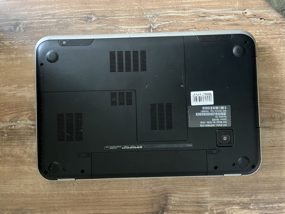 Ноутбук DELL Inspiron 17R 5720