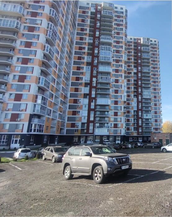 Продаж двохкімнатної квартири на 12 поверху 55 м.