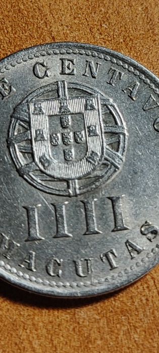 Moeda Vinte Centavos (MACUTAS) "MACUTAS" A moeda tem  vários erros de cunhagem!