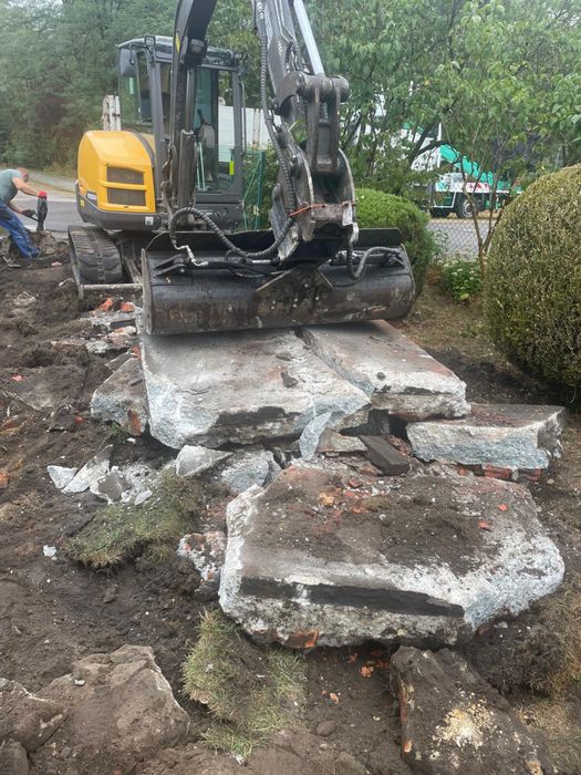 Wywóz Gruzu ,Ziemi,Wyburzenia,Usługi Koparka 5 i 11 ton