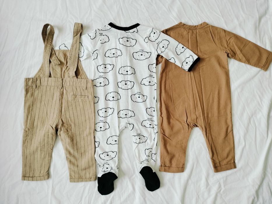 Conjunto jardineiras pijama e macacão • 6/9 meses