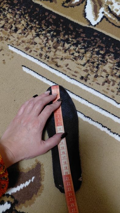 Зручні зимові ботинки з натуральної замші