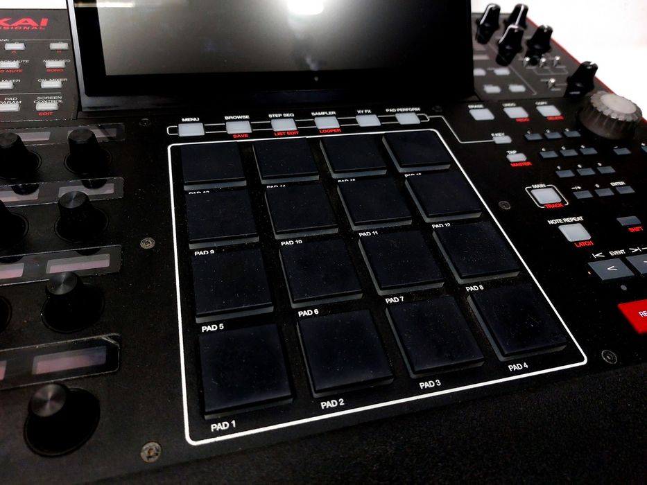Akai MPC X Standalone Sampler + Touchscreen | Stan Bardzo Dobry