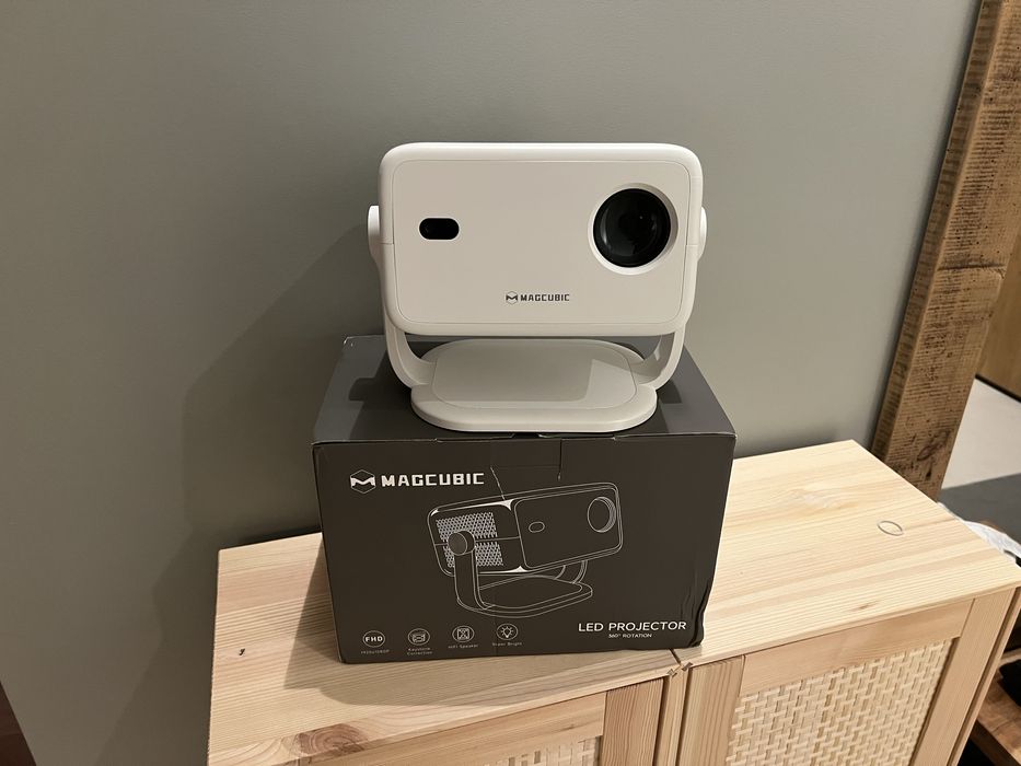 Projektor Magcubic L018 650 ANSI 1080p 4K Android Youtube Netflix