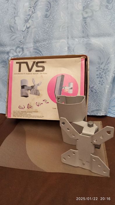 Кронштейн для монитора и телевизора TVS