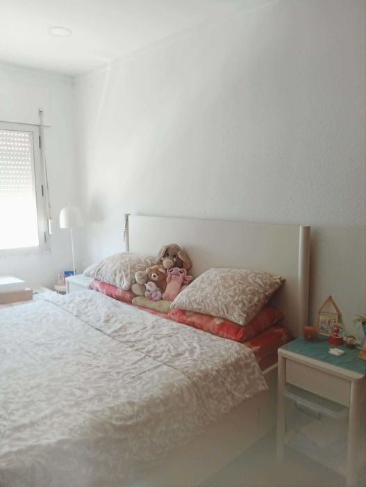 Arrenda-se quarto em casa espaçosa – Agualva-Cacém / Mira-Sintra