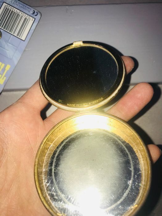Vintage USA amerykańska puderniczka kolekcjonerska