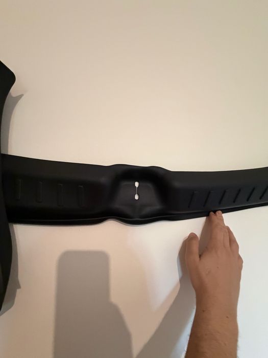 Tesla Model Y - proteção para mala