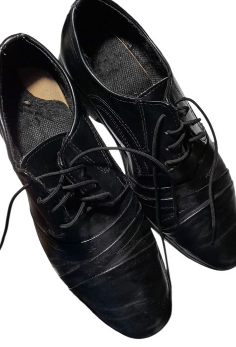 Buty skórzane Lasocki