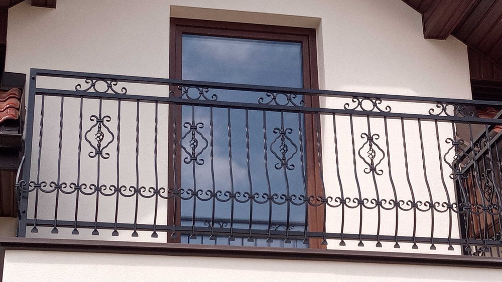 Balustrada balkonowa taras piękna kuta barierka na wymiar każdy kolor