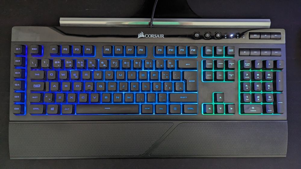 Corsair Teclado gamer K55 RGB PT