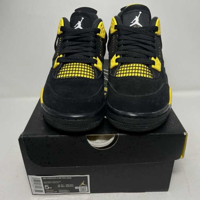 Jordan 4 Retro Thunder R.44