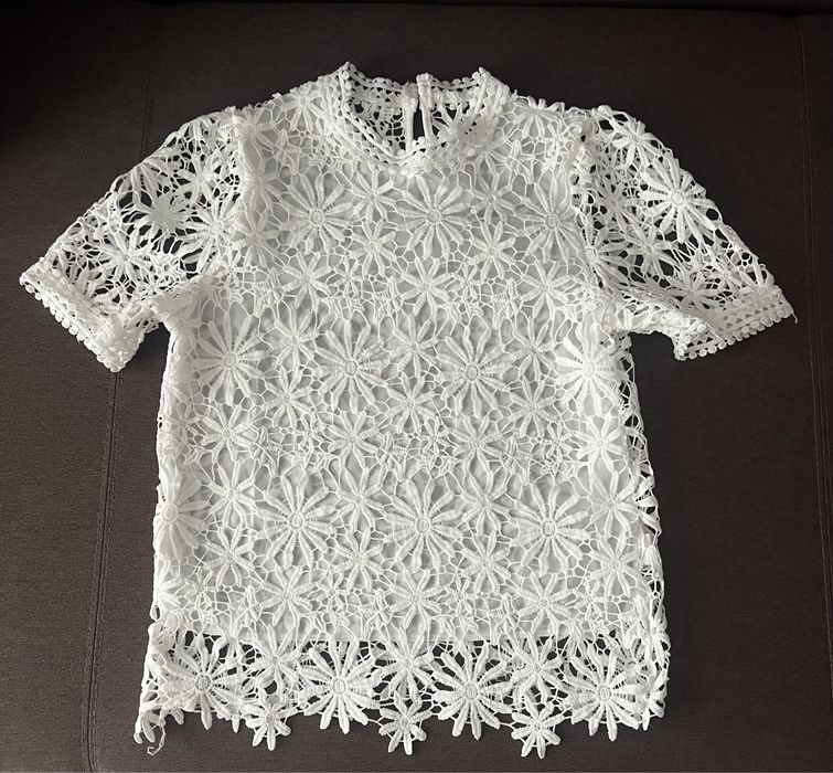 Кофтинка жіноча біла літня