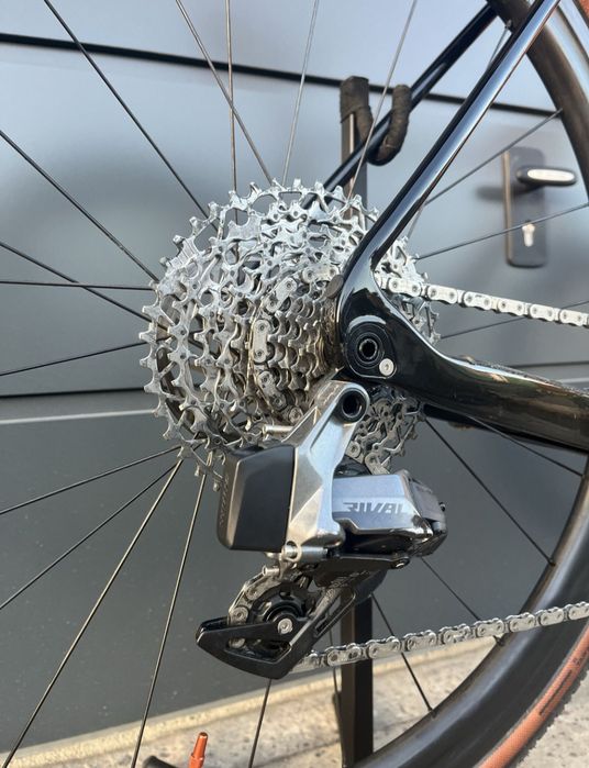 Rower accent grawel karbon