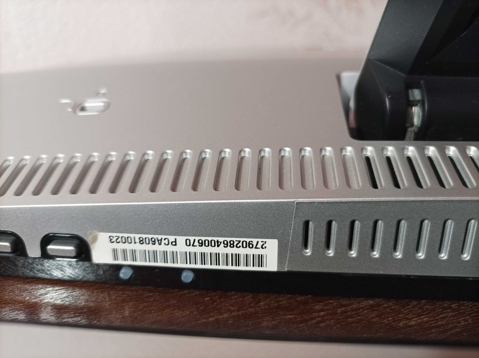 Моноблок Б-клас Asus ET2011AUKB / 20" (1600x900) TN / AMD E-450 б/в