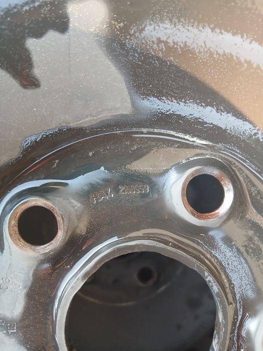 R15 koła opony plus felgi stan bardzo dobry Skoda Octavia Volkswagen Audi seat