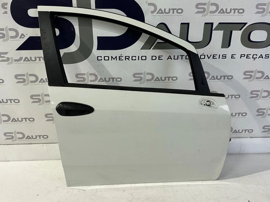 Porta Frente Direita / Trás Esquerda - Fiat Grand Punto (2013)
