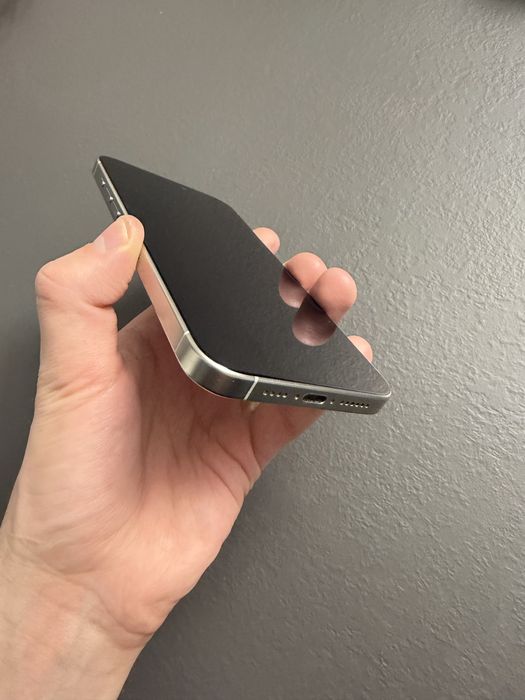 IPhone 15 Pro max white neverlock 256GB