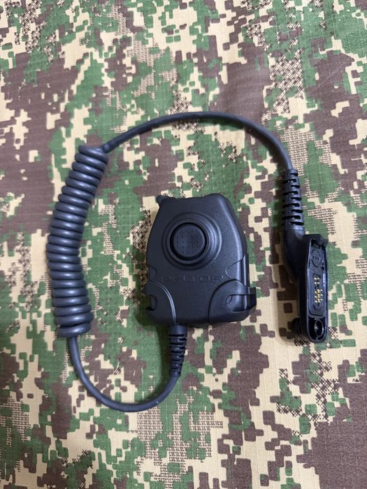 Кнопка PTT 3M PELTOR™ під Motorola DP4400/4800